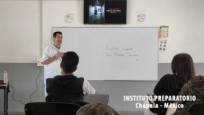 11 Instituto Preparatorio de Chapala