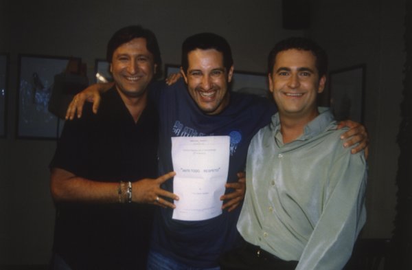 Luis Alberto con Khampoff y Vallejo.jpg
